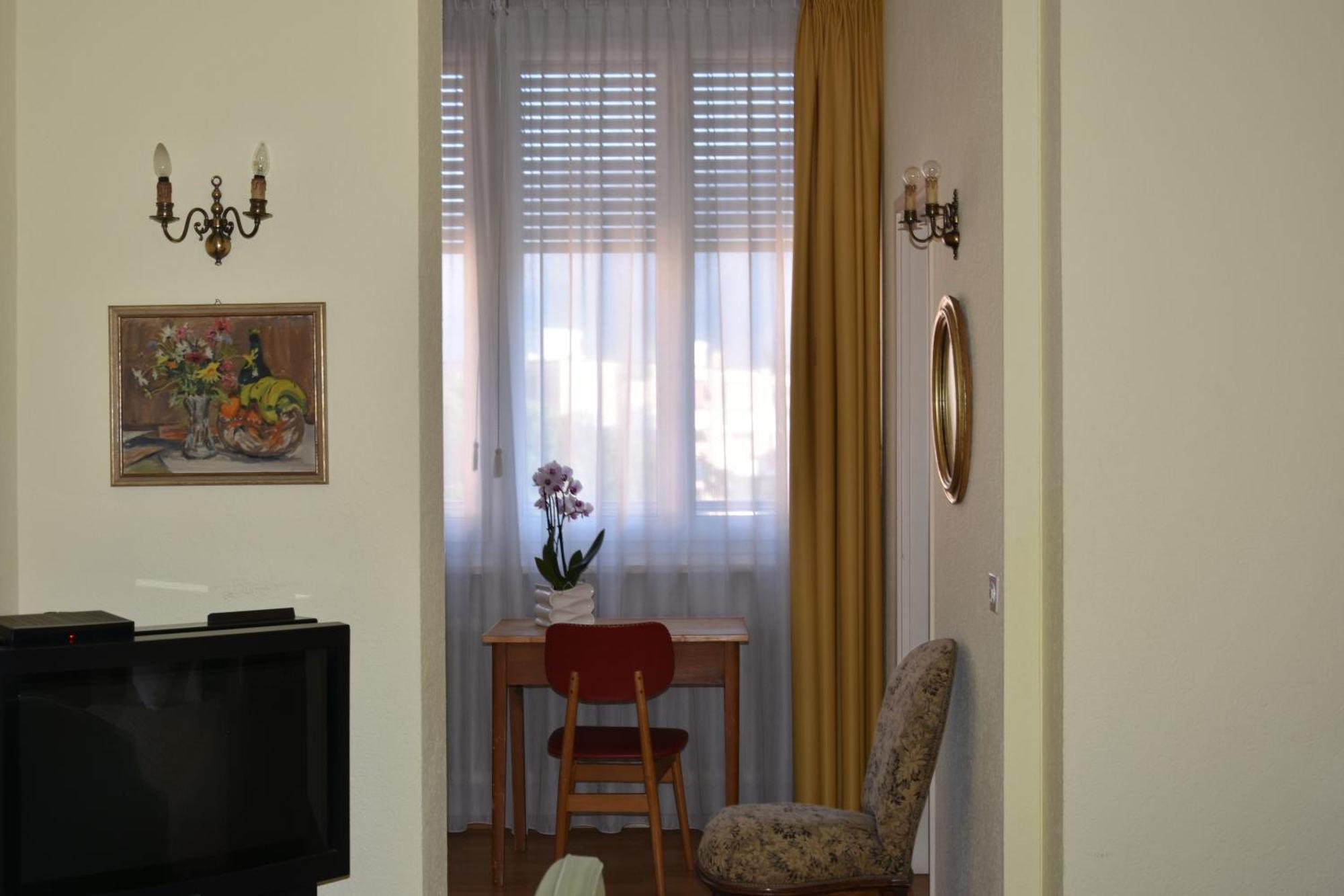 ホテル Casa Santa Birgitta ルガーノ エクステリア 写真